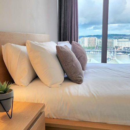 Pass The Keys Stunning Penthouse With Balcony Sunset Views Apartment เบลฟาสต์ ภายนอก รูปภาพ