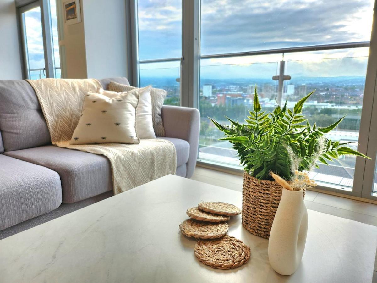 Pass The Keys Stunning Penthouse With Balcony Sunset Views Apartment เบลฟาสต์ ภายนอก รูปภาพ