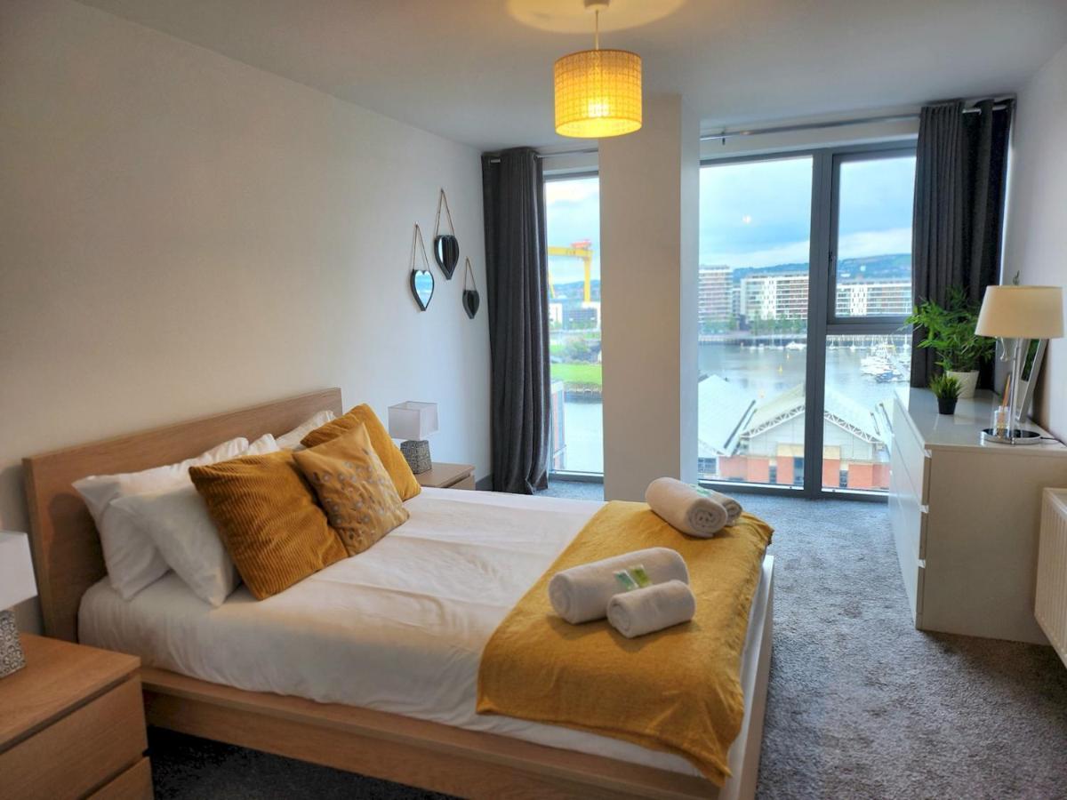 Pass The Keys Stunning Penthouse With Balcony Sunset Views Apartment เบลฟาสต์ ภายนอก รูปภาพ